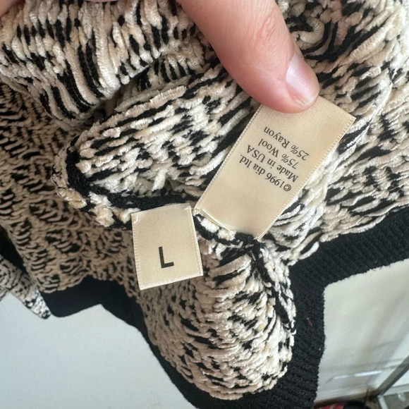 Vintage 90s Dia wool leaf print oversized chunky cardigan sweater size Large - Picture 11 of 12